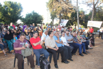 بالصور: العشرات من أهالي يافا واليسار في الوقفة الاحتجاجية بأرض السوق بمدينة يافا